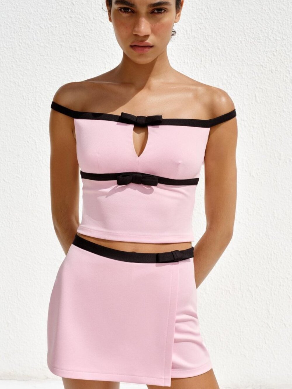 New Zara Cutout & Bows Detail Off The Shoulder Square Neckline Crop Top Small